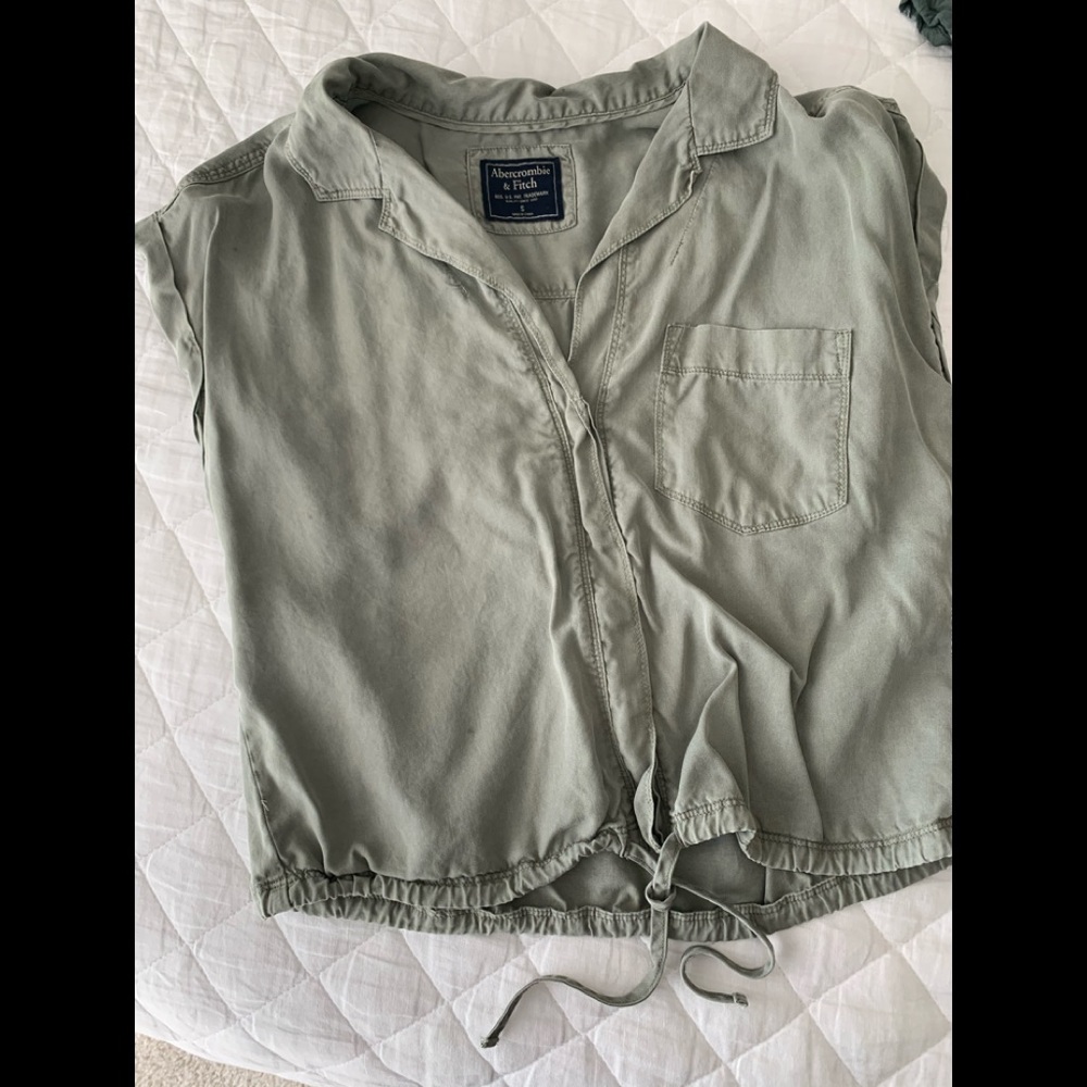 Abercrombie and Fitch top